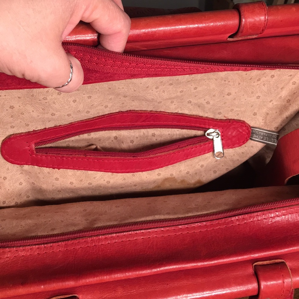 Red Leather Overnight Tooled Leather Bag - Picture 3 of 8